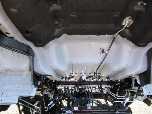 三菱ふそうキャンタークレーン4段小型（2t・3t）[写真21]