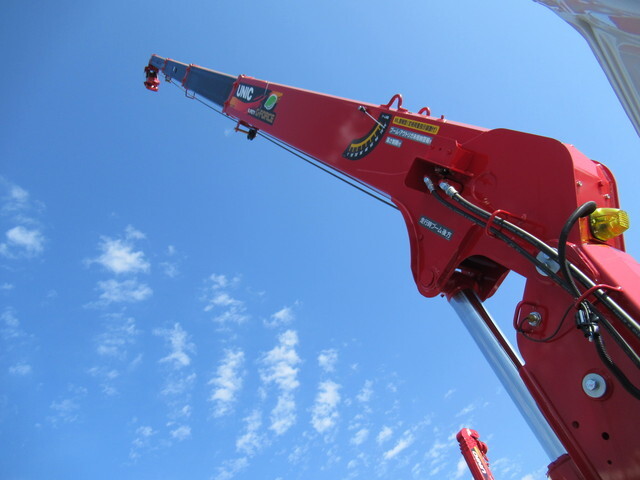 三菱ふそうキャンタークレーン4段小型（2t・3t）[写真09]