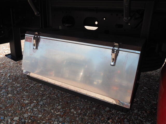 いすゞフォワードセルフクレーン4段増トン（6t・8t）[写真22]