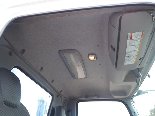 いすゞフォワードセルフクレーン4段増トン（6t・8t）[写真34]