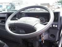 いすゞフォワードセルフクレーン4段増トン（6t・8t）[写真36]