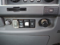 いすゞフォワードセルフクレーン4段増トン（6t・8t）[写真38]