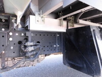 いすゞフォワードアルミウイング中型（4t）[写真13]