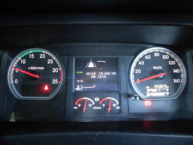 いすゞフォワードアルミウイング中型（4t）[写真18]