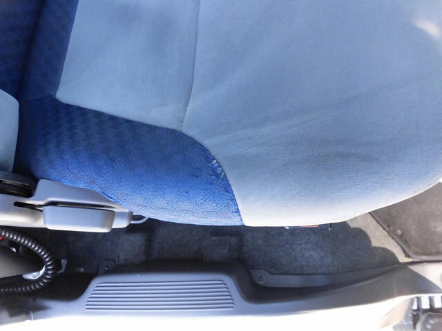 いすゞフォワードアルミウイング中型（4t）[写真19]