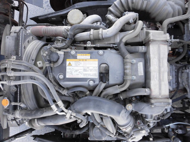 いすゞフォワードアルミウイング中型（4t）[写真20]