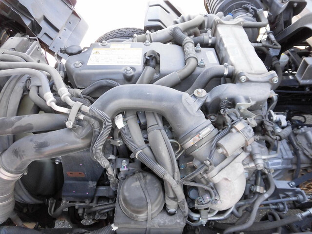 いすゞフォワードアルミウイング中型（4t）[写真21]