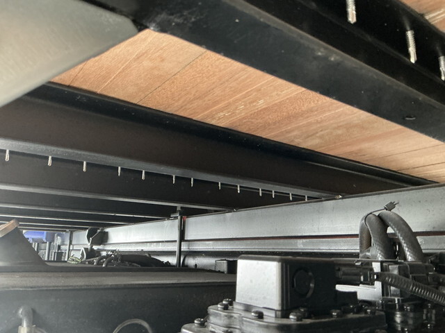 三菱ふそうファイターセルフクレーン4段増トン（6t・8t）[写真21]