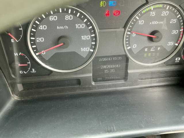 三菱ふそうファイターセルフクレーン4段増トン（6t・8t）[写真29]