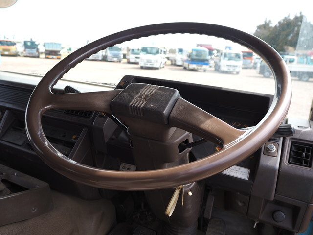 三菱ふそうグレートセルフローダー大型（10t）[写真40]