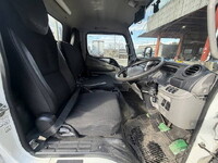 UDトラックスカゼットクレーン3段小型（2t・3t）[写真31]