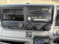 UDトラックスカゼットクレーン3段小型（2t・3t）[写真34]