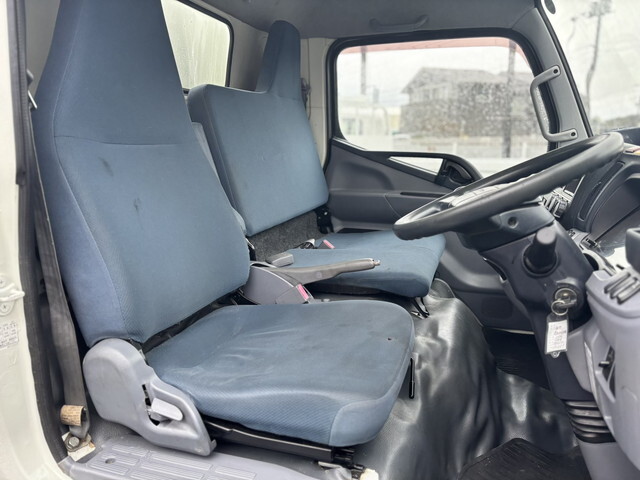 三菱ふそうキャンターパッカー車（塵芥車）小型（2t・3t）[写真30]