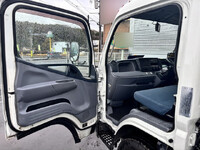 三菱ふそうキャンターパッカー車（塵芥車）小型（2t・3t）[写真38]