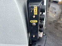 三菱ふそうキャンターパッカー車（塵芥車）小型（2t・3t）[写真09]