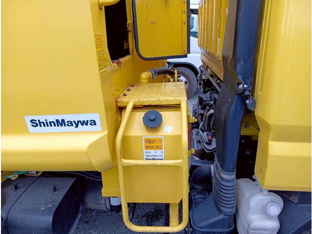 三菱ふそうキャンターパッカー車（塵芥車）小型（2t・3t）[写真25]