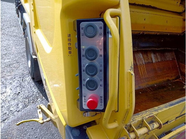三菱ふそうキャンターパッカー車（塵芥車）小型（2t・3t）[写真40]