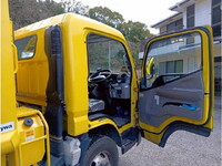 三菱ふそうキャンターパッカー車（塵芥車）小型（2t・3t）[写真07]