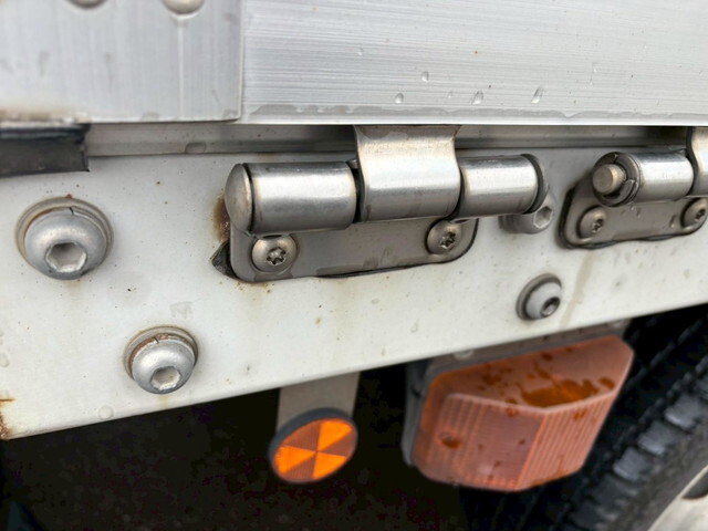 日野プロフィアアルミウイング大型（10t）[写真08]