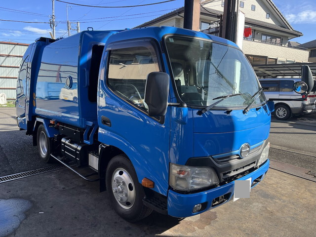 中古デュトロパッカー車（塵芥車）