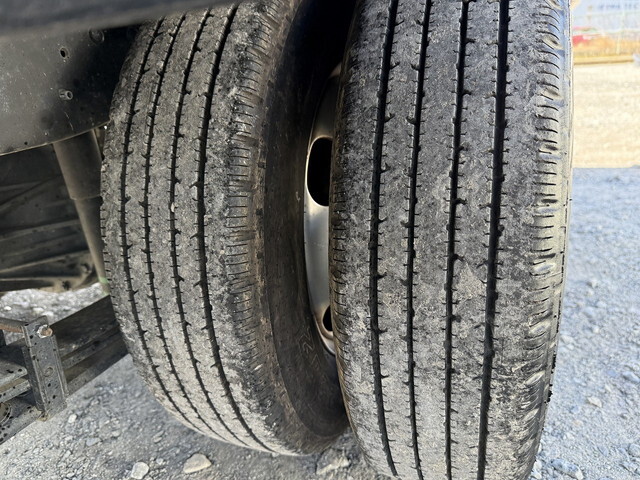 日野デュトロ平ボディ小型（2t・3t）[写真22]