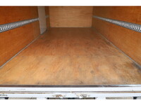 いすゞエルフアルミバン小型（2t・3t）[写真18]