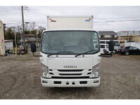 いすゞエルフアルミバン小型（2t・3t）[写真06]