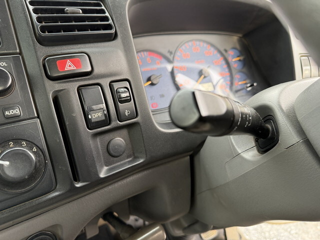 マツダタイタンダッシュ平ボディ小型（2t・3t）[写真31]