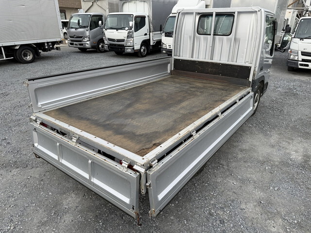 マツダタイタンダッシュ平ボディ小型（2t・3t）[写真08]