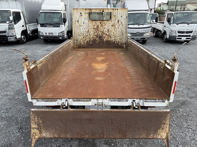 三菱ふそうキャンターダンプ小型（2t・3t）[写真10]