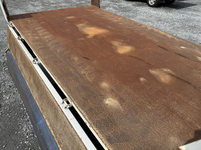 三菱ふそうキャンターダンプ小型（2t・3t）[写真14]