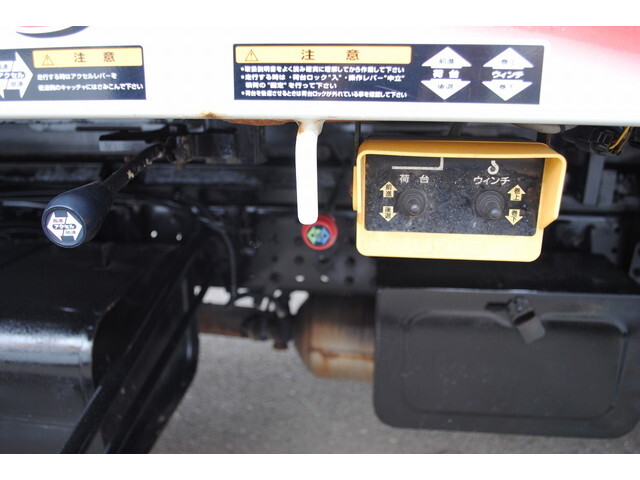 三菱ふそうキャンターセルフローダー小型（2t・3t）[写真17]