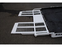 三菱ふそうキャンターセルフローダー小型（2t・3t）[写真24]