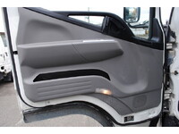 三菱ふそうキャンターセルフローダー小型（2t・3t）[写真30]