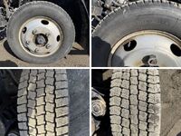 いすゞエルフ平ボディ小型（2t・3t）[写真17]