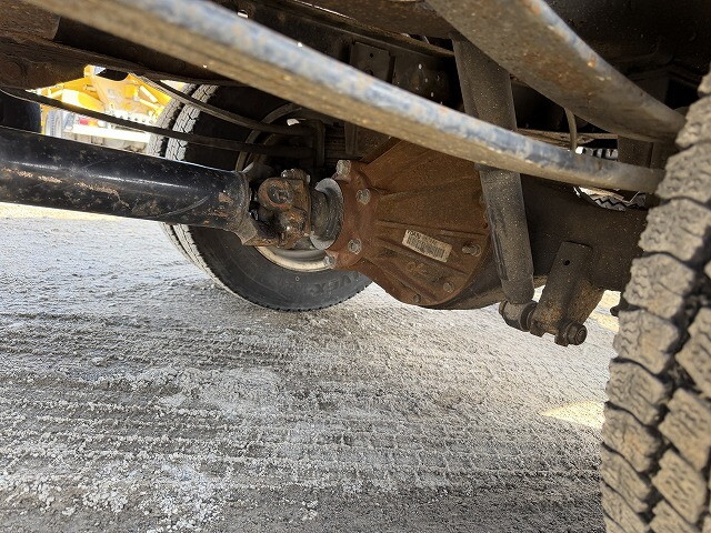 いすゞエルフ平ボディ小型（2t・3t）[写真22]