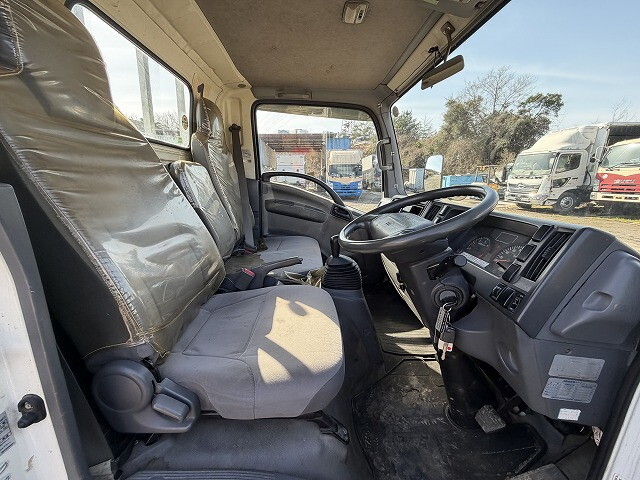 いすゞエルフ平ボディ小型（2t・3t）[写真31]