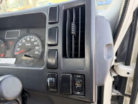 いすゞエルフ平ボディ小型（2t・3t）[写真33]