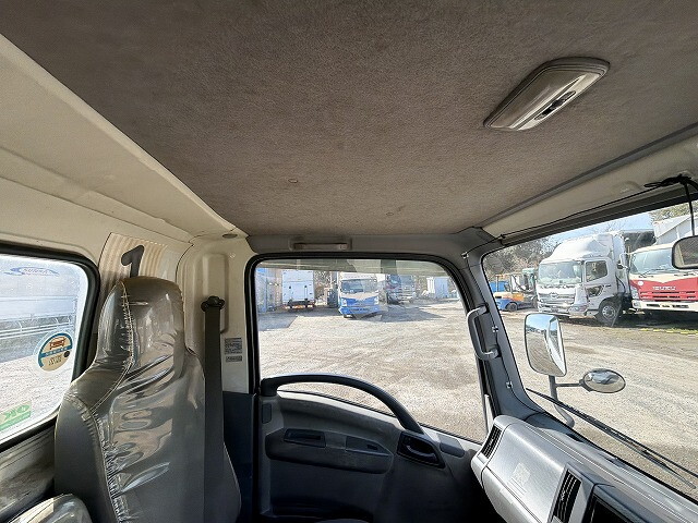 いすゞエルフ平ボディ小型（2t・3t）[写真40]