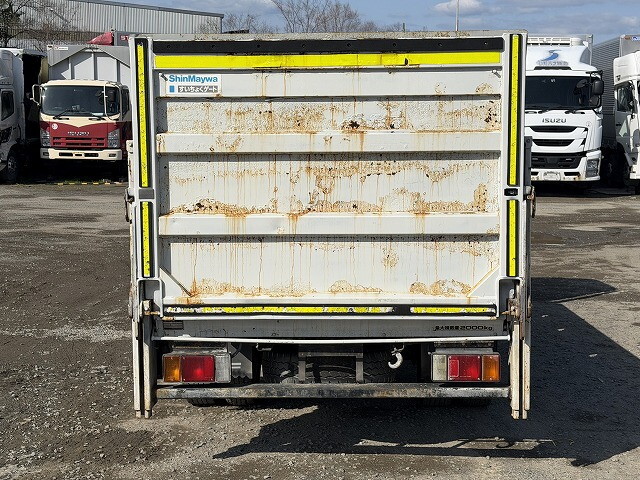 いすゞエルフ平ボディ小型（2t・3t）[写真06]