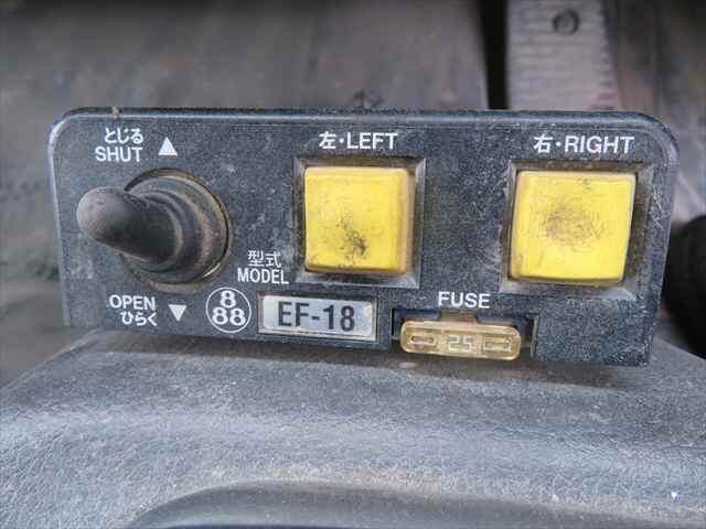 日野レンジャーダンプ中型（4t）[写真35]