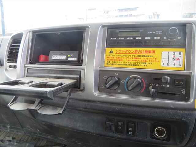 日野レンジャーダンプ中型（4t）[写真36]