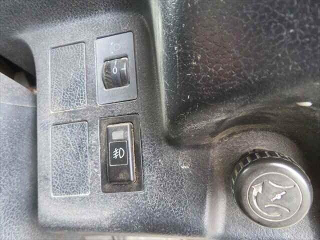 日野レンジャーダンプ中型（4t）[写真40]