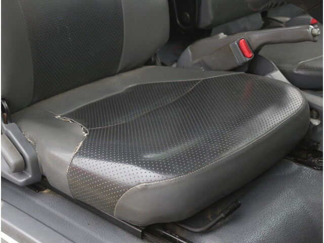 いすゞエルフダンプ小型（2t・3t）[写真21]