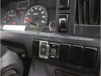 いすゞエルフダンプ小型（2t・3t）[写真28]