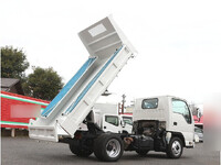 いすゞエルフダンプ小型（2t・3t）[写真02]