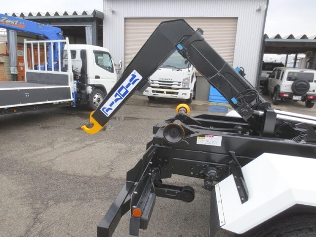 三菱ふそうファイターコンテナ専用車中型（4t）[写真10]