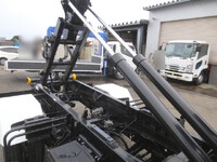 三菱ふそうファイターコンテナ専用車中型（4t）[写真13]