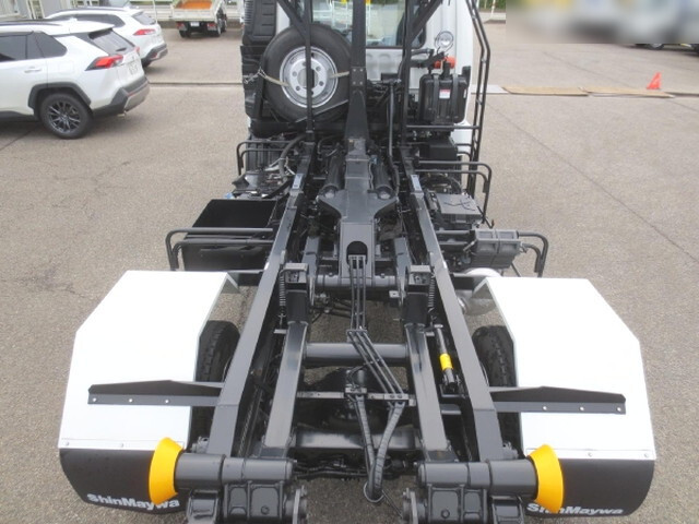 三菱ふそうファイターコンテナ専用車中型（4t）[写真13]