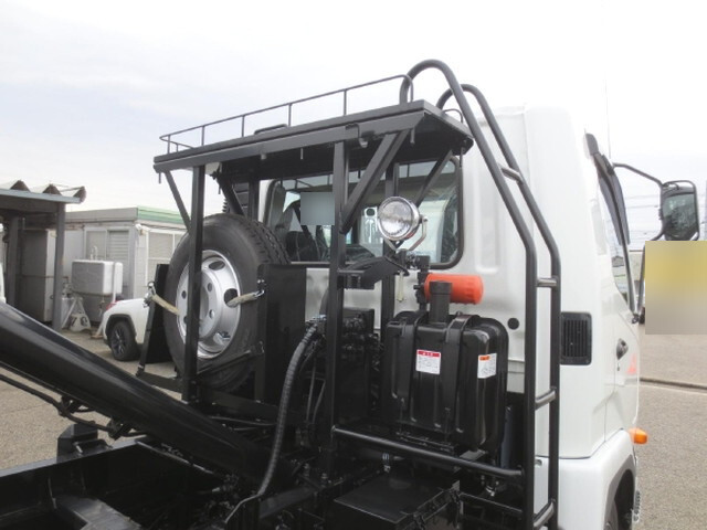 三菱ふそうファイターコンテナ専用車中型（4t）[写真14]